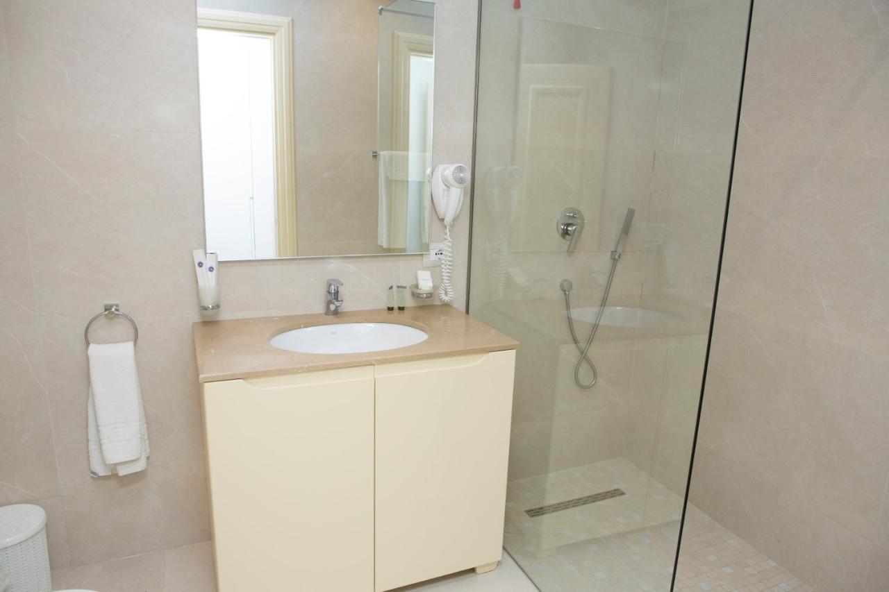Hotel Grint 4*