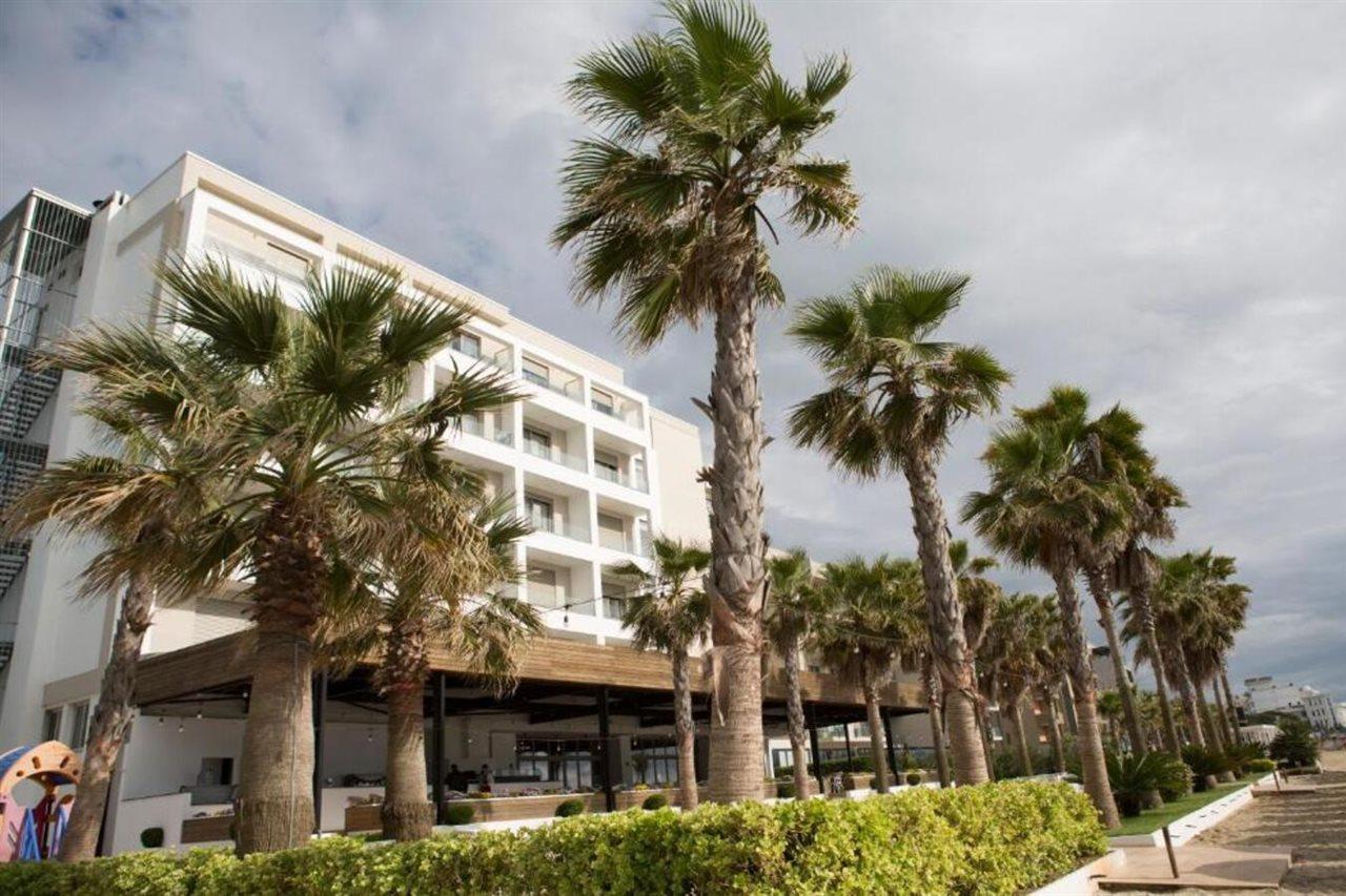 Grint Hotel Golem (Tirana)