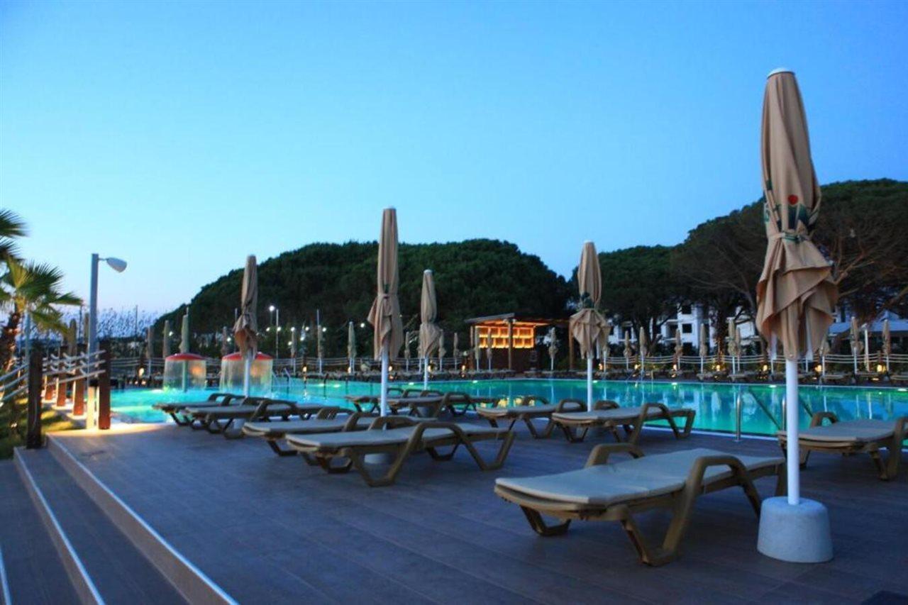 Grint Hotel Golem (Tirana)